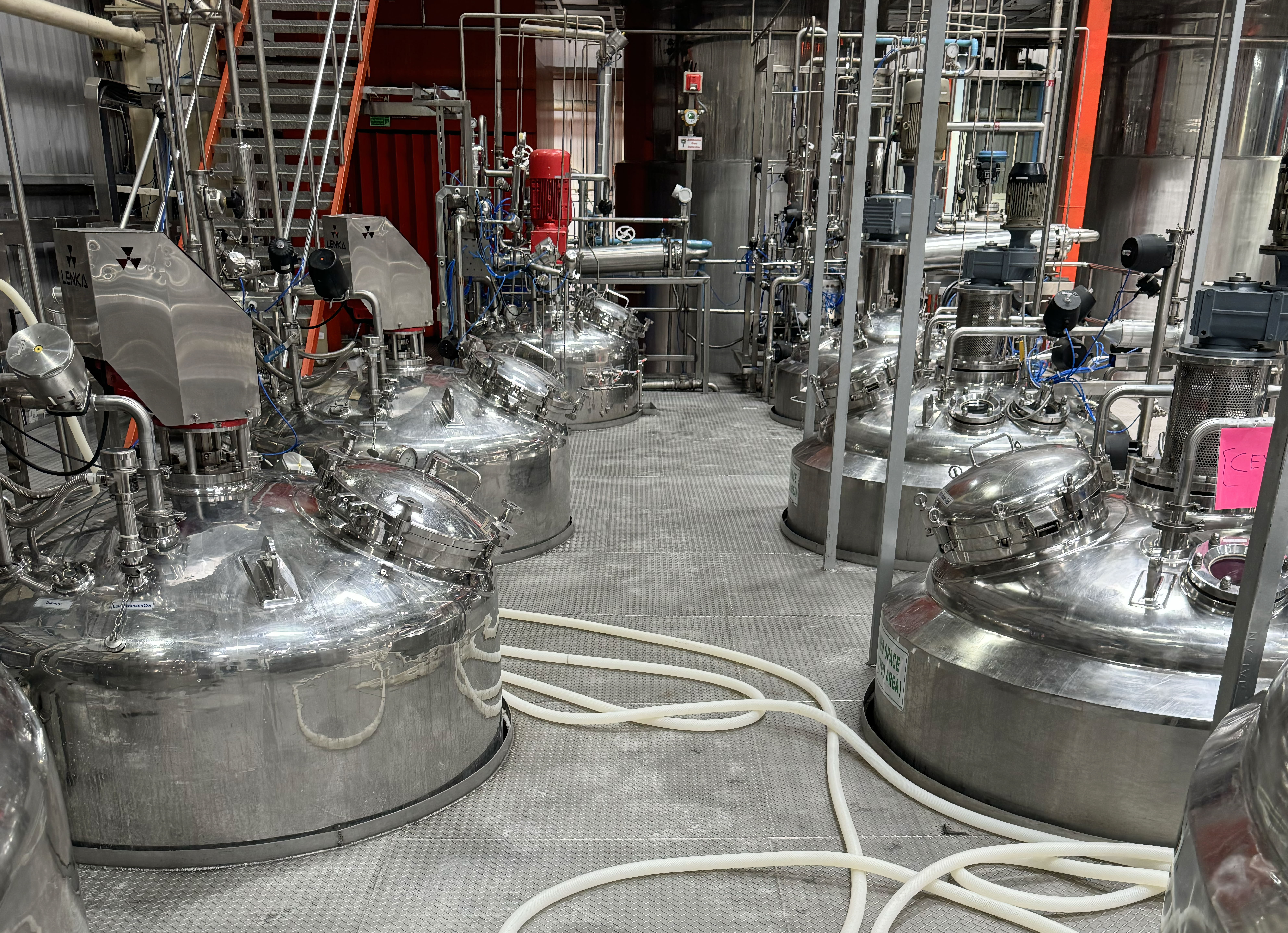 Production-scale fermentation equipment